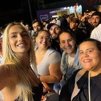 melaniecastro2205