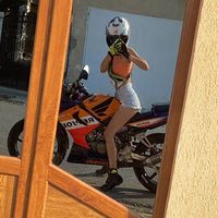 ellaella996