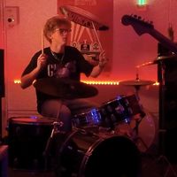 debiel_on_drums
