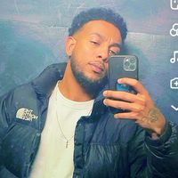 yoni_haircut