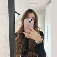 selina_y.e