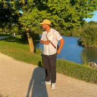 snoosky_bee