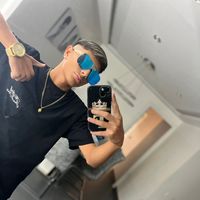 f.reyy8