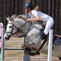 emilie_2lx
