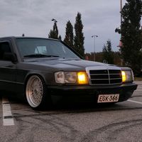 satakaksnelone
