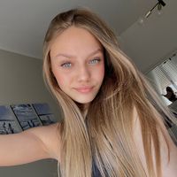 eleni.zy